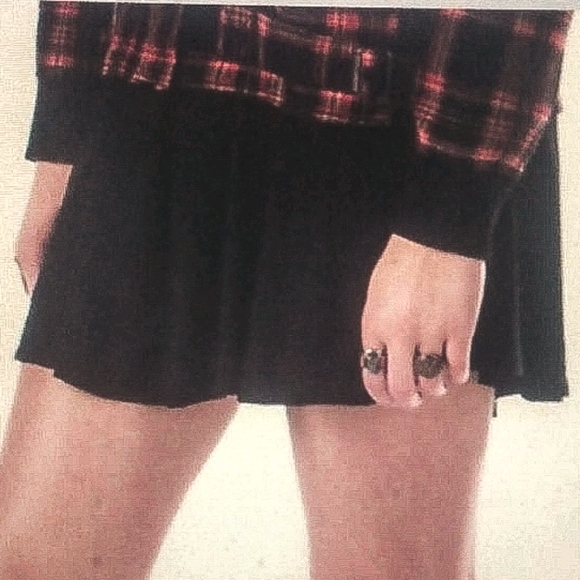 VANS WEBSTER BLACK MINI SKATE SKIRT - Picture 3 of 8